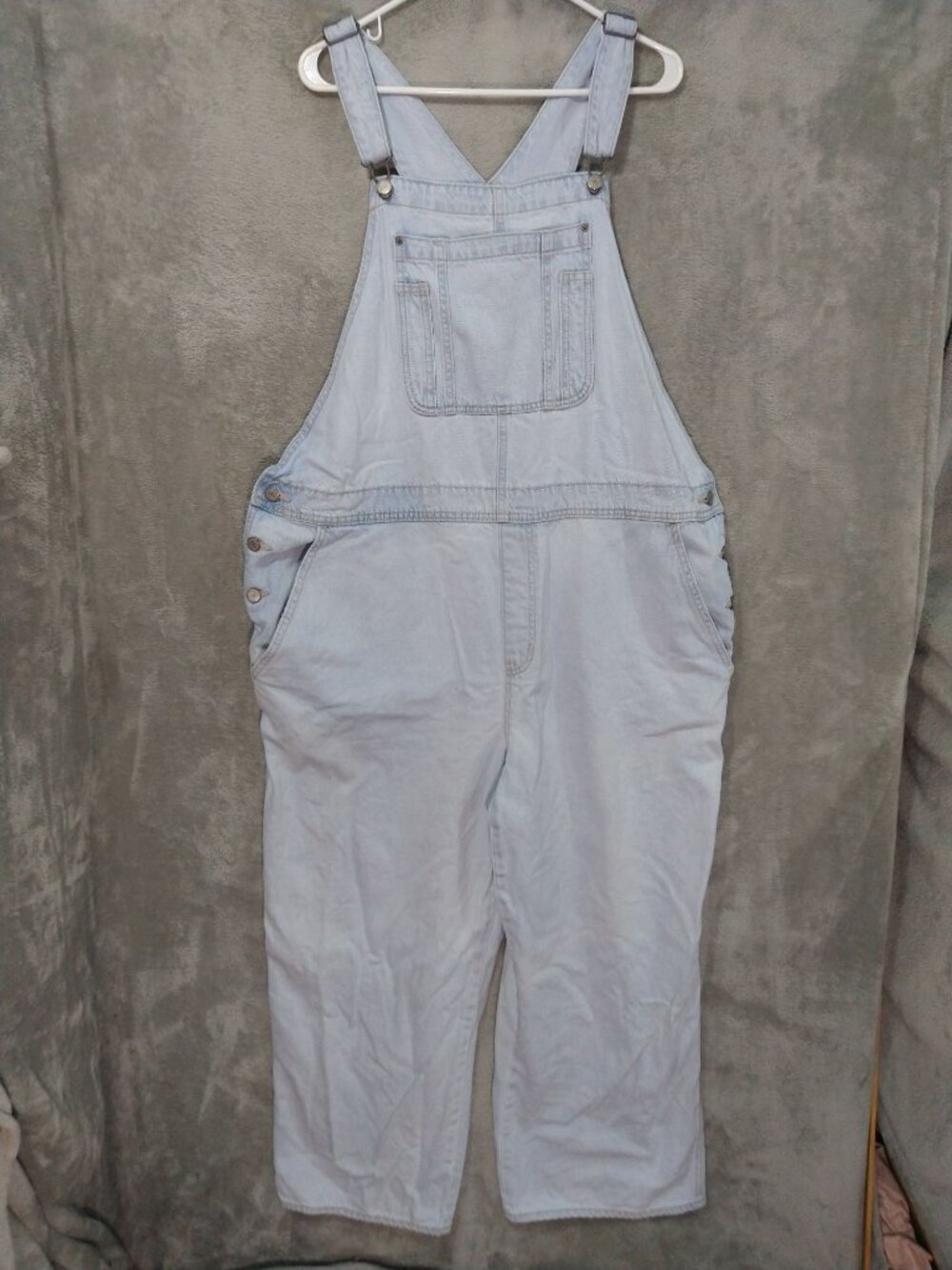 Old Navy Overalls Womens 22 Blue Denim Baggy Wide Leg Light Wash Bib Jeans